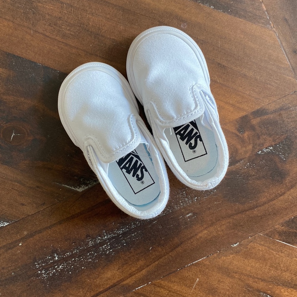 Vans infant shoes